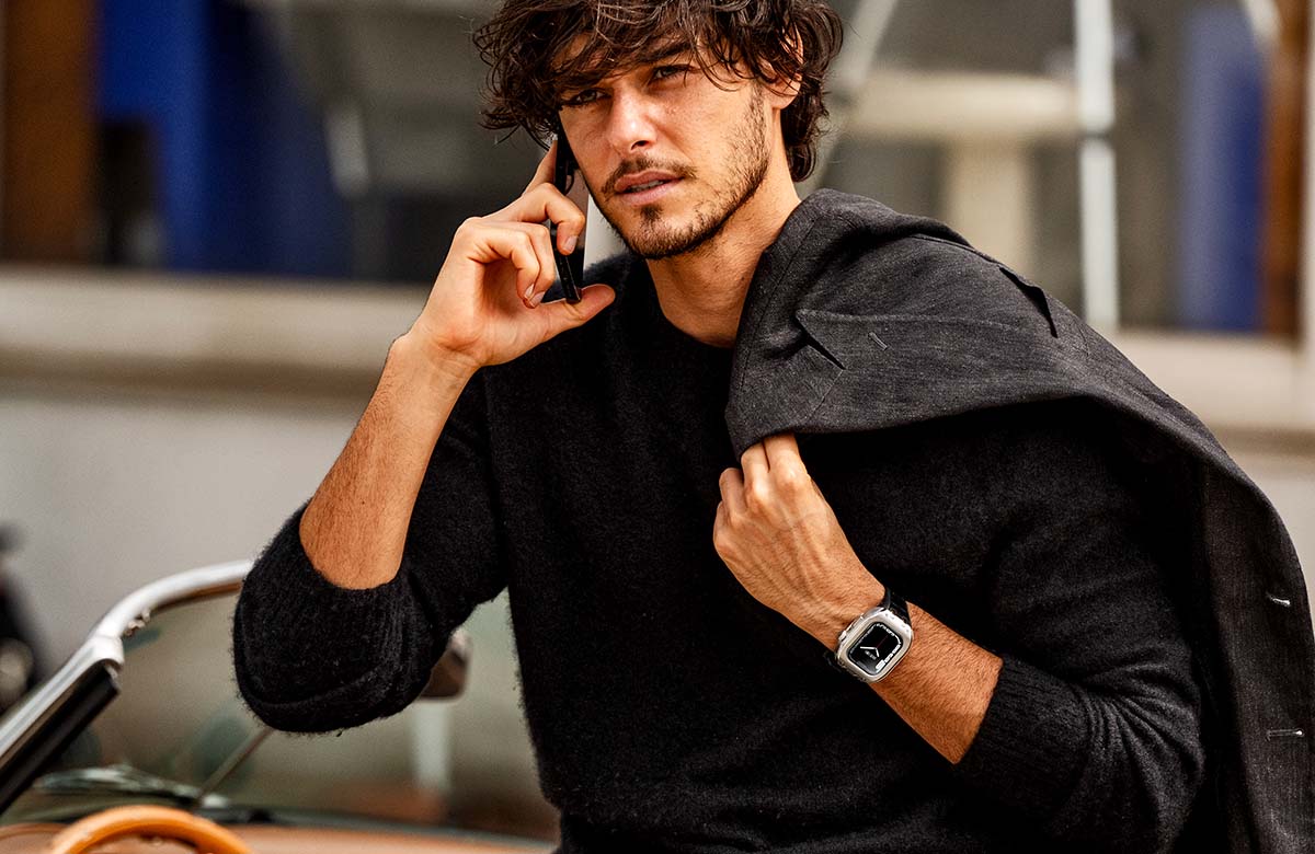 HUMBLE RICH （ハンブルリッチ）ラバーベルト時計 高級アップル